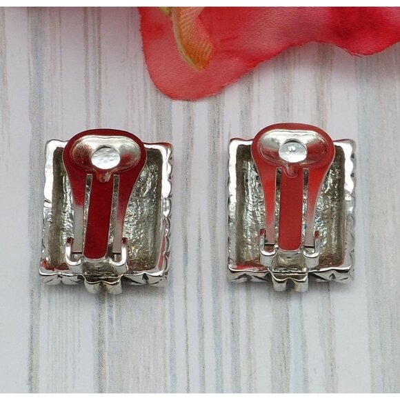 Great Silver Tone Textured Square Clip On Earrings Etched Mirrored CUTE .75" - Picture 5 of 11